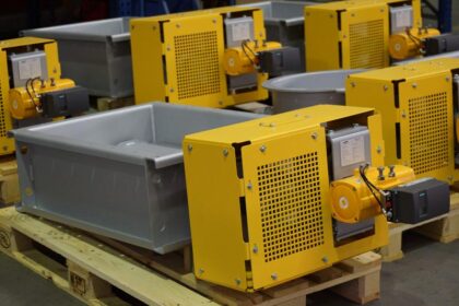 Regelklappen mit pneumatischem Drehkolbenantrieb und Positioner Regelklappen mit pneumatischem Drehkolbenantrieb und Positioner